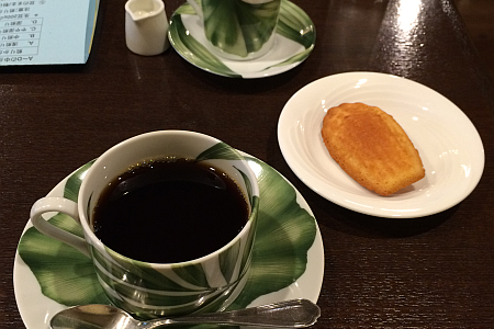 吉祥寺の自家焙煎「珈琲散歩」で季節のオリジナルブレンドコーヒー「春味」をいただきました