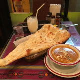 インド料理店「SITAL（シタル）吉祥寺店」のランチでクリーミーなチキンカレーと大きなナンに舌つづみ