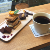 日替わりコーヒースタンド「CAFETELIER（カフェトリエ）」で「Cafe*33」の「チョコレートスイーツプレート」を堪能