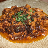 東急裏の中華料理店「sinesis（シネンシス）」で満を持して「麻婆豆腐」を注文して味わいました
