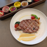 「CheeseTable -carnival-（チーズテーブル カーニバル）コピス吉祥寺店」の「DELIdishパレード・カーニバル」でデリカテッセンの 8種盛り合せセットを堪能