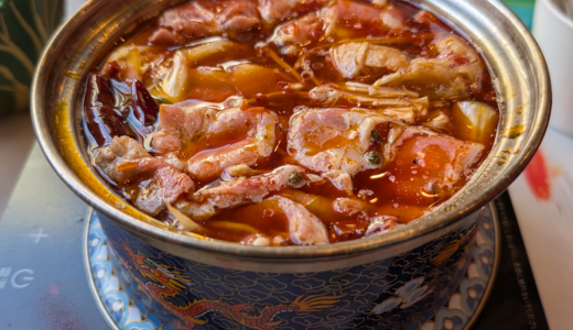 ドンキ裏「第2 吉祥寺じぞうビル」2階正面「ChinaDining 麗-REI-」で「一人鍋ランチ麻辣」を汗だくで堪能