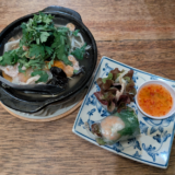 ベトナム料理「チョップスティックス 吉祥寺店」で冬季限定「煮込みフォー」を生春巻きと一緒に味わう