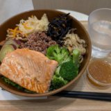 キラリナ 2階「VEGETOMO（ベジトモ）」の「目的で選ぶサラダ」から「ごほうび膳」を味わう