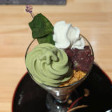 吉祥寺ペニーレーン沿い「和みcafe フェリーチェ」で上から下まで甘味がぎっしり詰まった「フェリーチェパフェ」を堪能